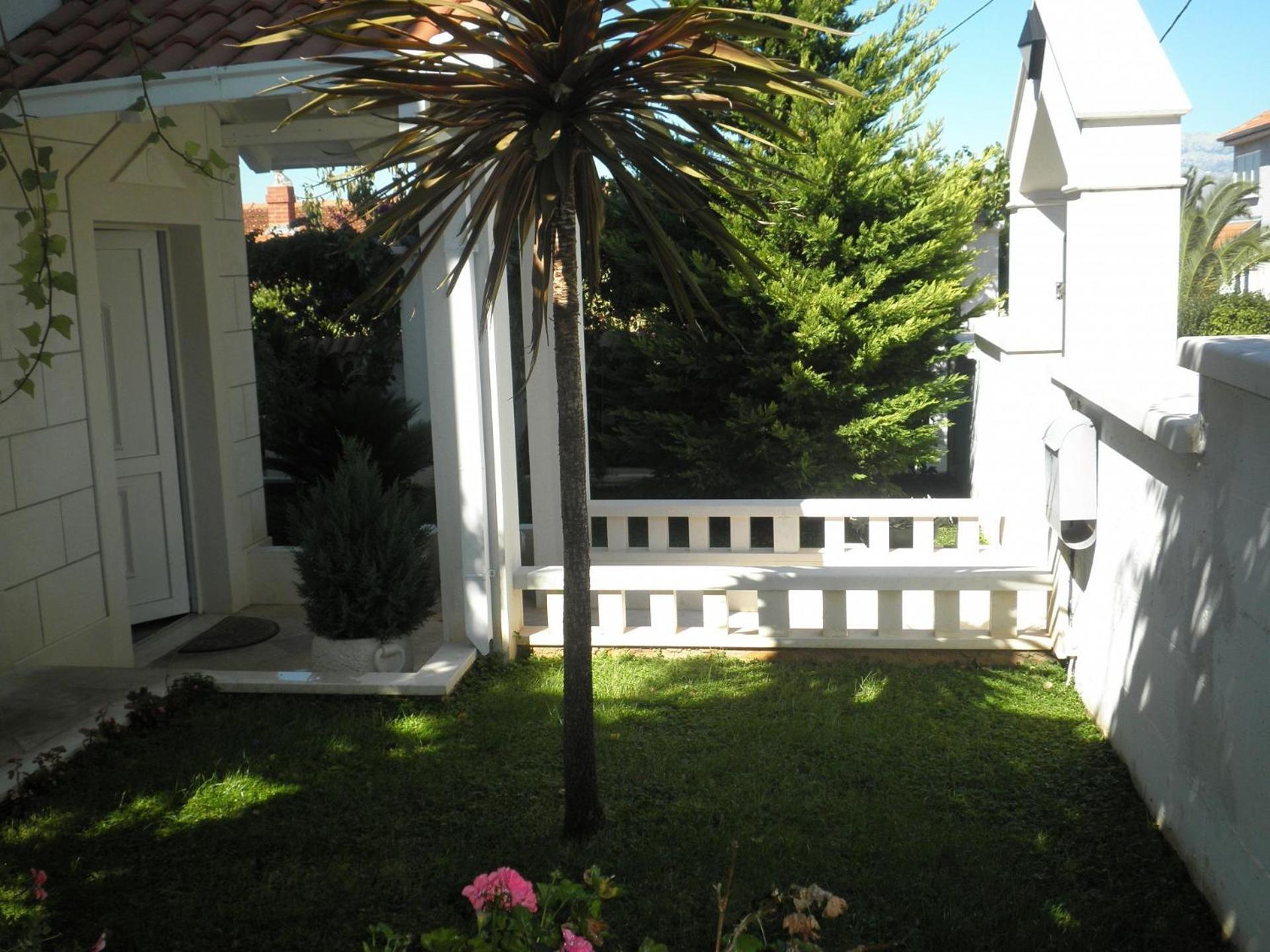 Apartment Aldica Supetar Exterior photo